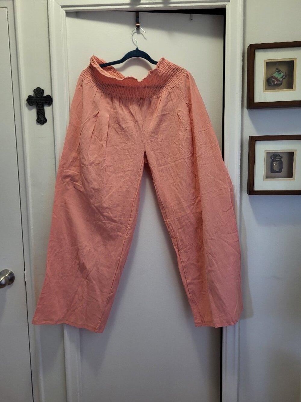 WOMEN  PANTS ( NEW)